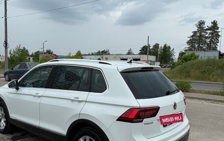 Volkswagen Tiguan II, 2017 год, 2 250 000 рублей, 3 фотография