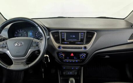 Hyundai Solaris II рестайлинг, 2018 год, 1 100 000 рублей, 5 фотография