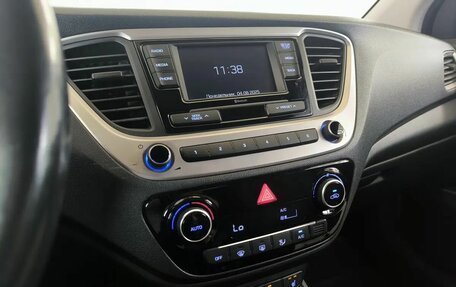 Hyundai Solaris II рестайлинг, 2018 год, 1 100 000 рублей, 7 фотография