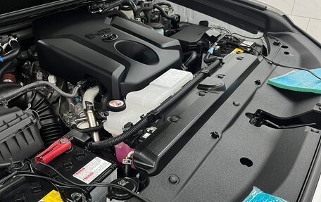 Toyota Land Cruiser Prado 150 рестайлинг 2, 2021 год, 8 000 000 рублей, 2 фотография