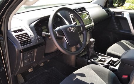 Toyota Land Cruiser Prado 150 рестайлинг 2, 2018 год, 4 500 000 рублей, 8 фотография
