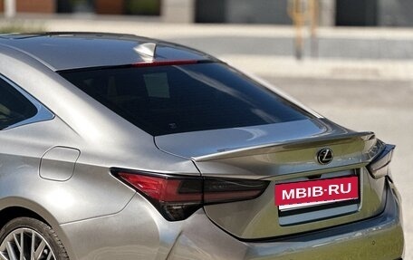 Lexus RC I рестайлинг, 2018 год, 3 650 000 рублей, 10 фотография