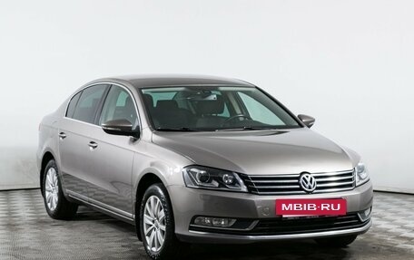 Volkswagen Passat B7, 2011 год, 950 000 рублей, 3 фотография
