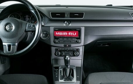 Volkswagen Passat B7, 2011 год, 950 000 рублей, 11 фотография