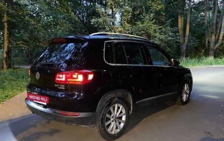 Volkswagen Tiguan I, 2011 год, 1 300 000 рублей, 2 фотография