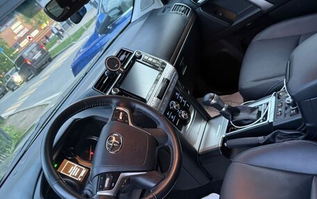 Toyota Land Cruiser Prado 150 рестайлинг 2, 2019 год, 7 000 000 рублей, 5 фотография