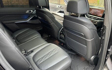 BMW X7, 2022 год, 13 000 000 рублей, 15 фотография