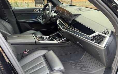 BMW X7, 2022 год, 13 000 000 рублей, 16 фотография