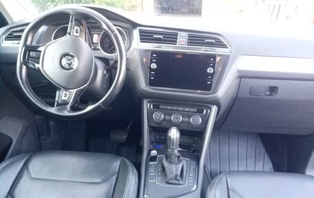 Volkswagen Tiguan II, 2017 год, 2 250 000 рублей, 7 фотография