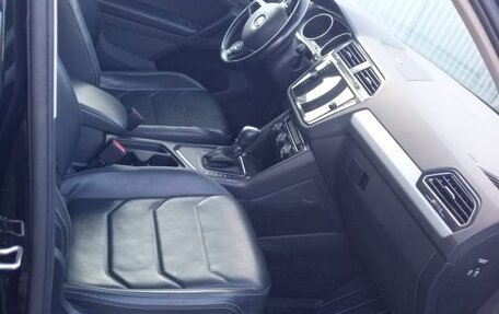Volkswagen Tiguan II, 2017 год, 2 250 000 рублей, 6 фотография