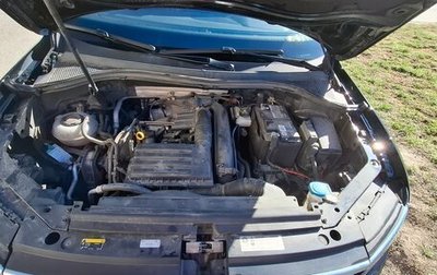 Volkswagen Tiguan II, 2020 год, 2 500 000 рублей, 1 фотография