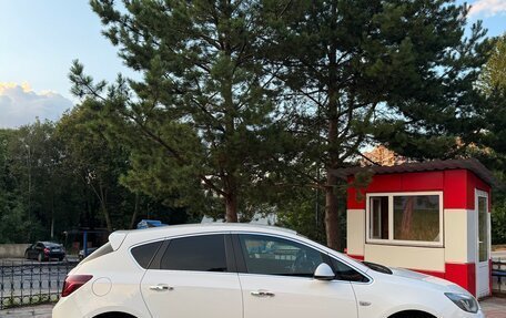 Opel Astra J, 2013 год, 870 000 рублей, 8 фотография