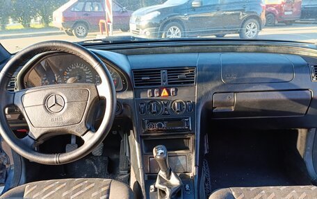 Mercedes-Benz C-Класс, 1999 год, 240 000 рублей, 5 фотография
