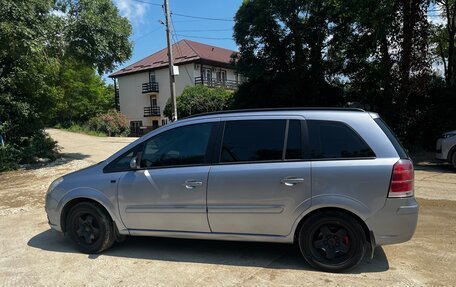 Opel Zafira B, 2007 год, 700 000 рублей, 4 фотография