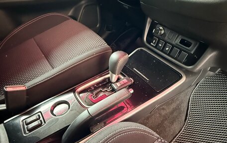 Mitsubishi Outlander III рестайлинг 3, 2019 год, 1 450 000 рублей, 6 фотография