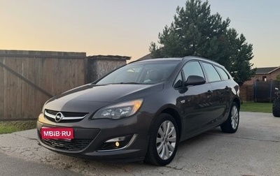 Opel Astra J, 2013 год, 850 000 рублей, 1 фотография