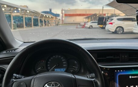 Toyota Corolla, 2018 год, 1 850 000 рублей, 3 фотография