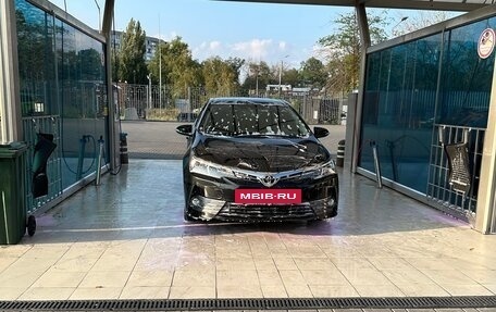 Toyota Corolla, 2018 год, 1 850 000 рублей, 10 фотография