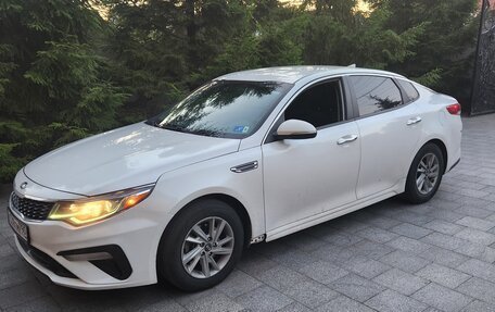 KIA Optima IV, 2019 год, 1 550 000 рублей, 6 фотография
