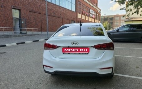 Hyundai Solaris II рестайлинг, 2019 год, 950 000 рублей, 10 фотография