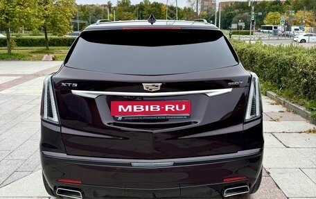 Cadillac XT5 I рестайлинг, 2020 год, 2 750 000 рублей, 4 фотография