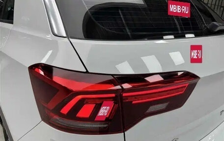 Volkswagen T-Roc I, 2022 год, 1 490 334 рублей, 7 фотография