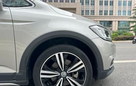 Volkswagen Touran III, 2021 год, 1 580 199 рублей, 14 фотография