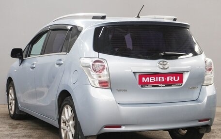 Toyota Verso I, 2011 год, 1 100 000 рублей, 7 фотография