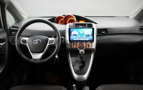 Toyota Verso I, 2010 год, 1 020 000 рублей, 13 фотография