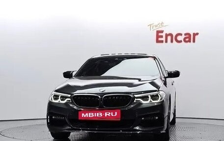 BMW 5 серия, 2018 год, 2 700 000 рублей, 2 фотография