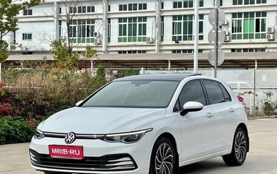 Volkswagen Golf VIII, 2021 год, 1 989 000 рублей, 1 фотография