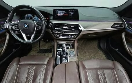 BMW 5 серия, 2018 год, 2 700 000 рублей, 5 фотография