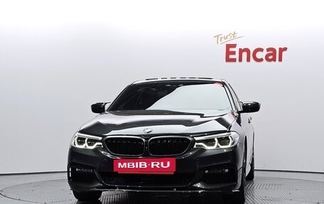BMW 5 серия, 2018 год, 2 700 000 рублей, 14 фотография