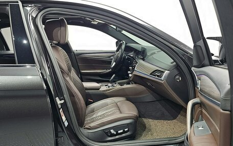 BMW 5 серия, 2018 год, 2 700 000 рублей, 19 фотография