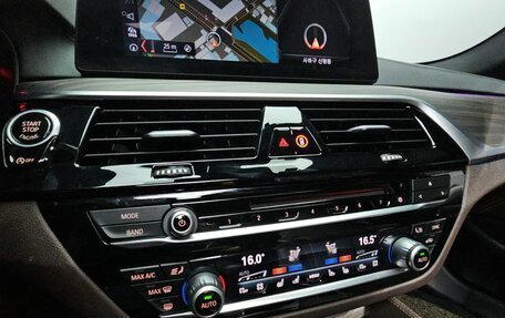 BMW 5 серия, 2018 год, 2 700 000 рублей, 20 фотография