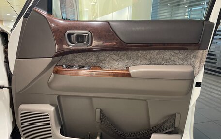 Nissan Safari IV, 1999 год, 1 950 000 рублей, 11 фотография