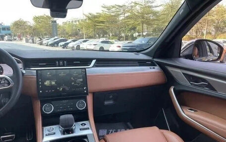 Jaguar F-Pace, 2022 год, 3 050 000 рублей, 7 фотография