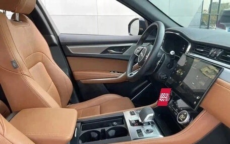 Jaguar F-Pace, 2022 год, 3 050 000 рублей, 12 фотография