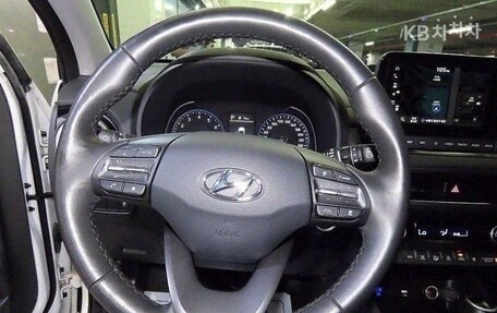 Hyundai Kona I, 2021 год, 1 967 030 рублей, 8 фотография