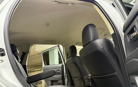 Mitsubishi Outlander III рестайлинг 3, 2017 год, 2 400 000 рублей, 28 фотография