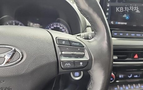 Hyundai Kona I, 2022 год, 1 700 000 рублей, 14 фотография