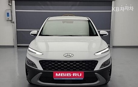 Hyundai Kona I, 2022 год, 1 700 000 рублей, 2 фотография