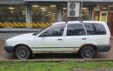 Nissan AD I, 1993 год, 210 000 рублей, 2 фотография