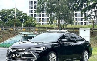 Toyota Avalon, 2022 год, 2 070 000 рублей, 1 фотография