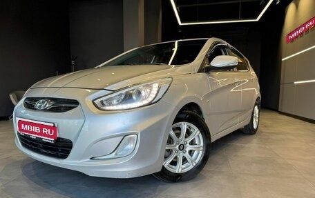 Hyundai Solaris II рестайлинг, 2013 год, 870 000 рублей, 1 фотография