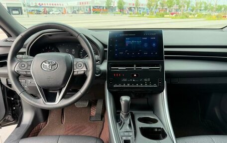 Toyota Avalon, 2022 год, 2 330 000 рублей, 11 фотография