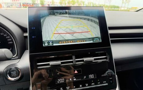 Toyota Avalon, 2022 год, 2 330 000 рублей, 15 фотография