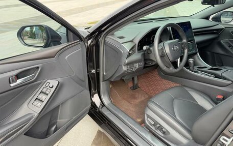 Toyota Avalon, 2022 год, 2 330 000 рублей, 9 фотография