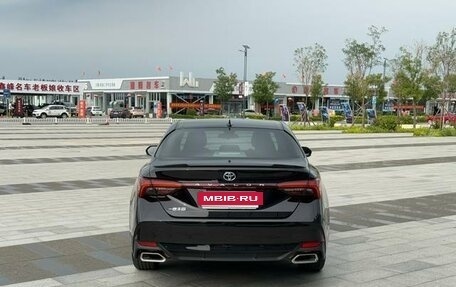 Toyota Avalon, 2022 год, 2 330 000 рублей, 5 фотография