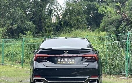 Toyota Avalon, 2022 год, 2 070 000 рублей, 5 фотография